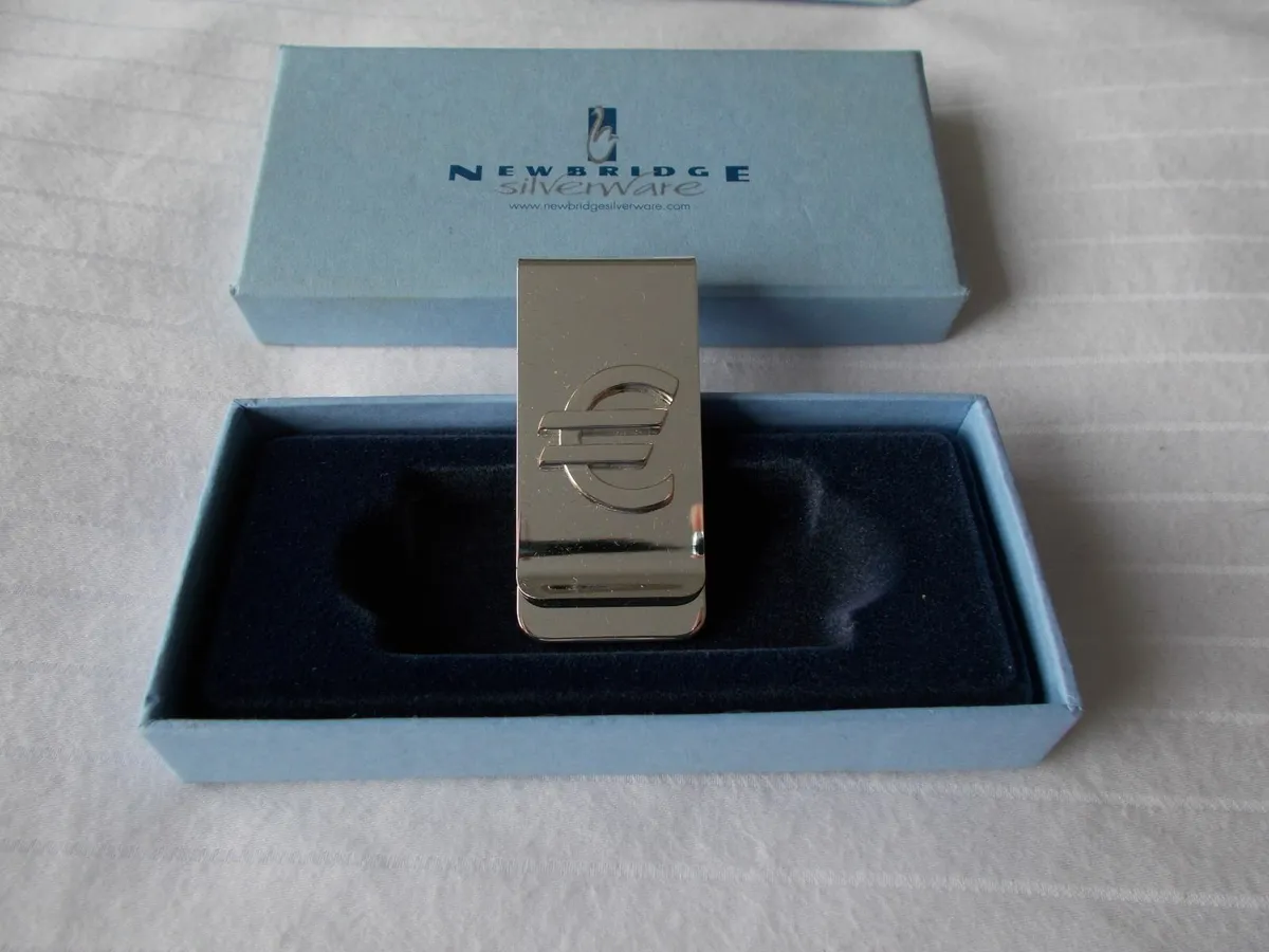 Two Newbridge Silverware Items - Image 4