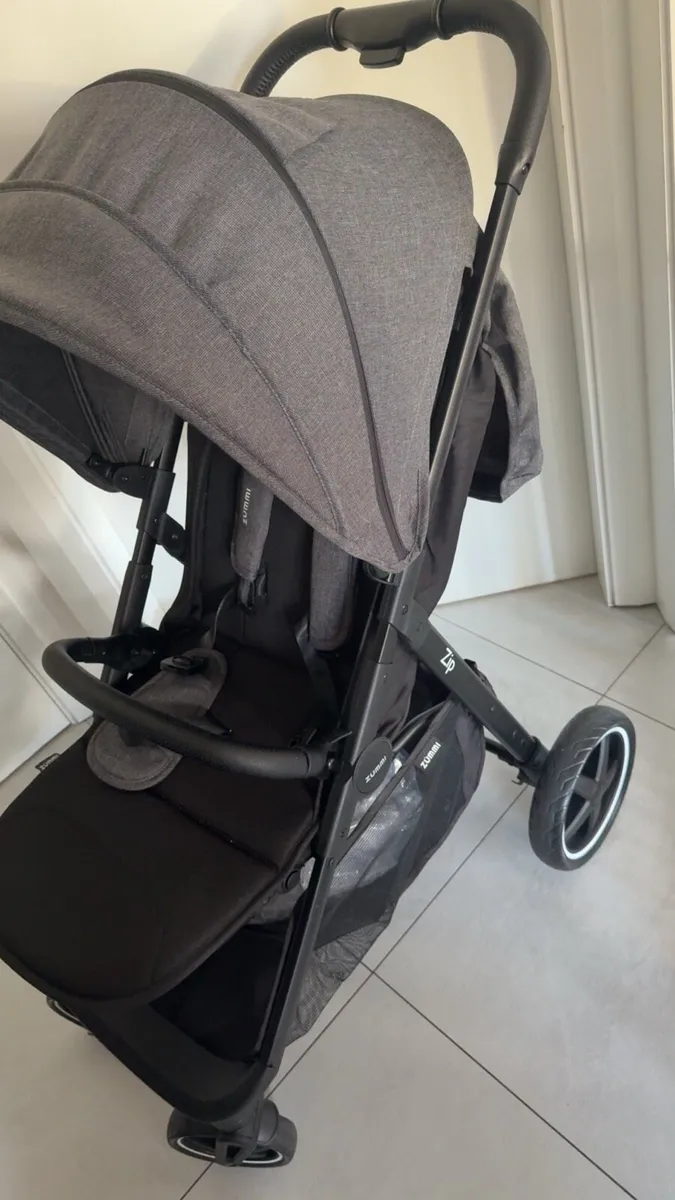 Stroller - Image 1