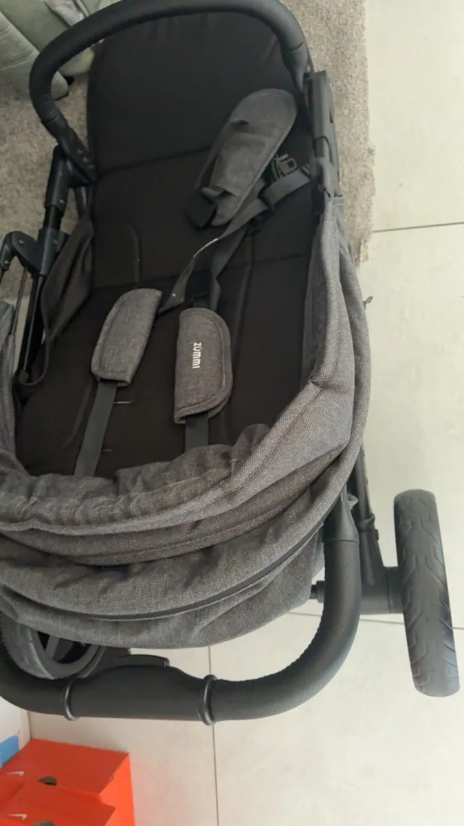 Stroller - Image 4