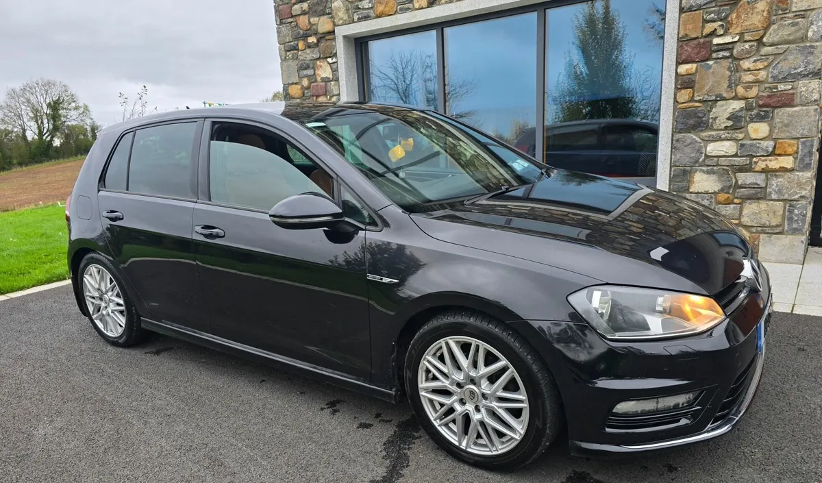 Volkswagen Golf 2015 - Image 1