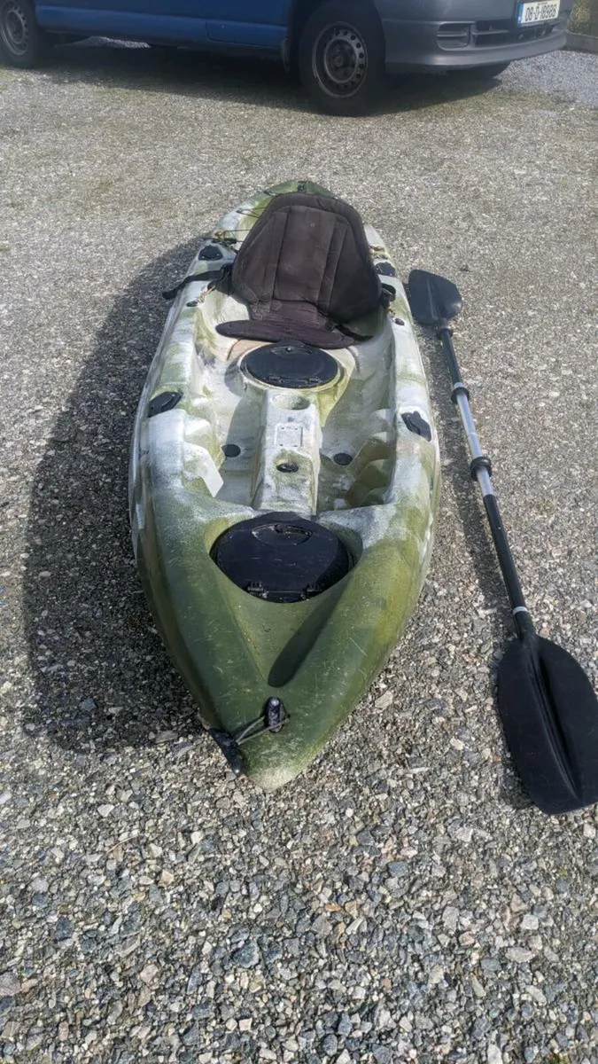 Kayak 9.5 ft fishing - Image 1