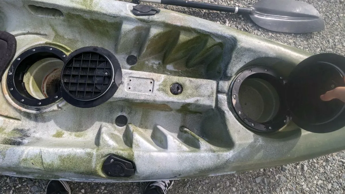Kayak 9.5 ft fishing - Image 4