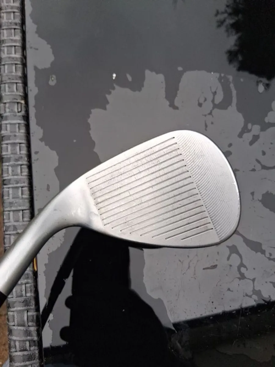 Clevland CBX2 wedges 52,56 & 60 degree - Image 3