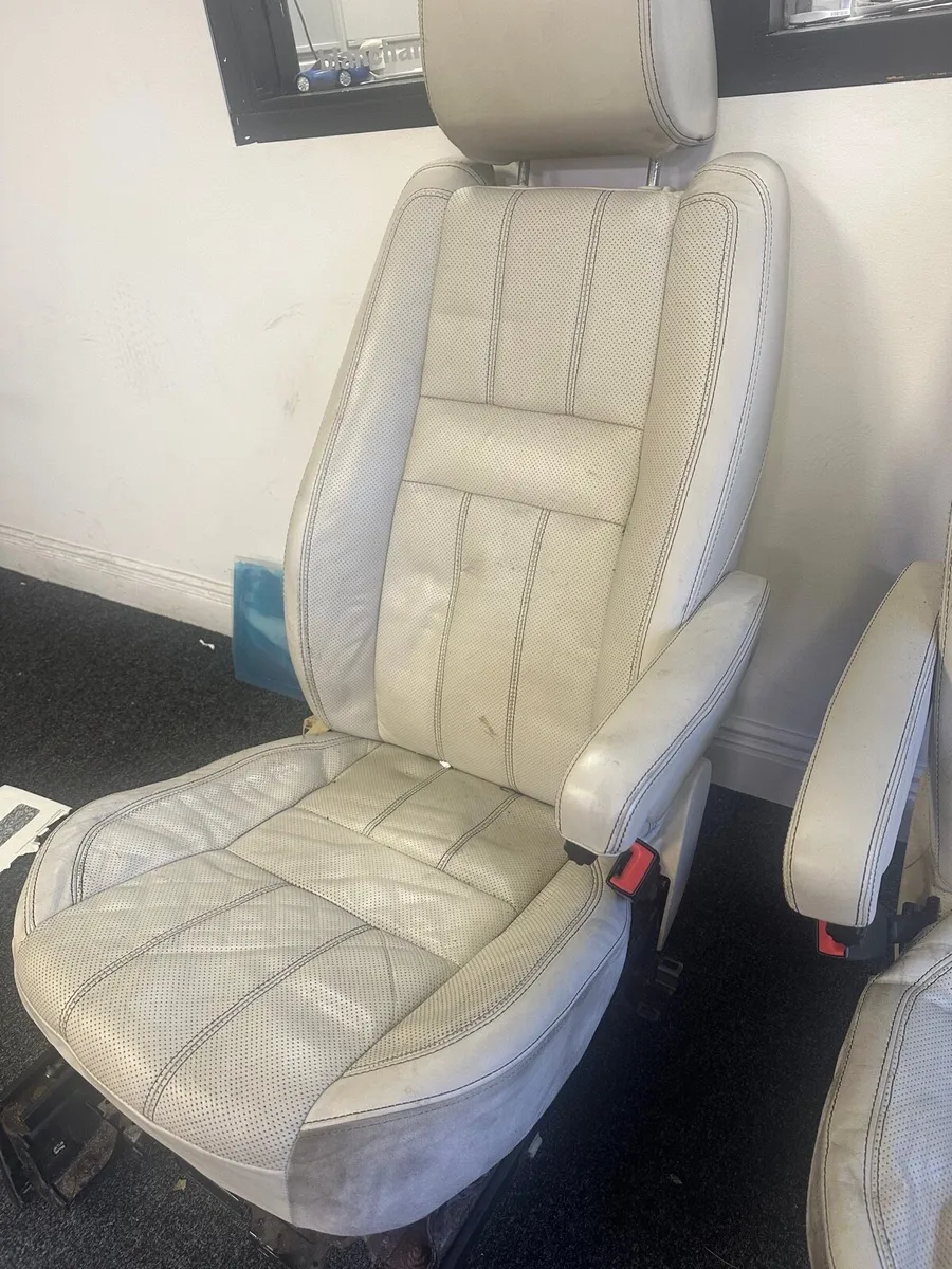 Range Rover Sport Front Seats - Image 2