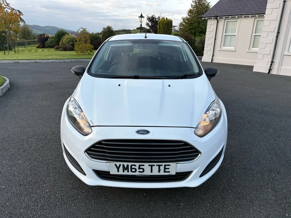 2016 Ford Fiesta 1.5TDCI Diesel Van - Image 2