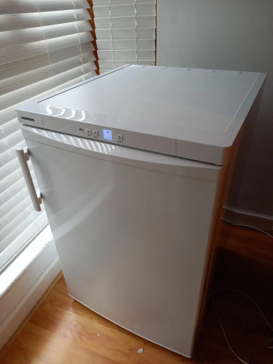 Liebherr undercounter freezer - Image 1