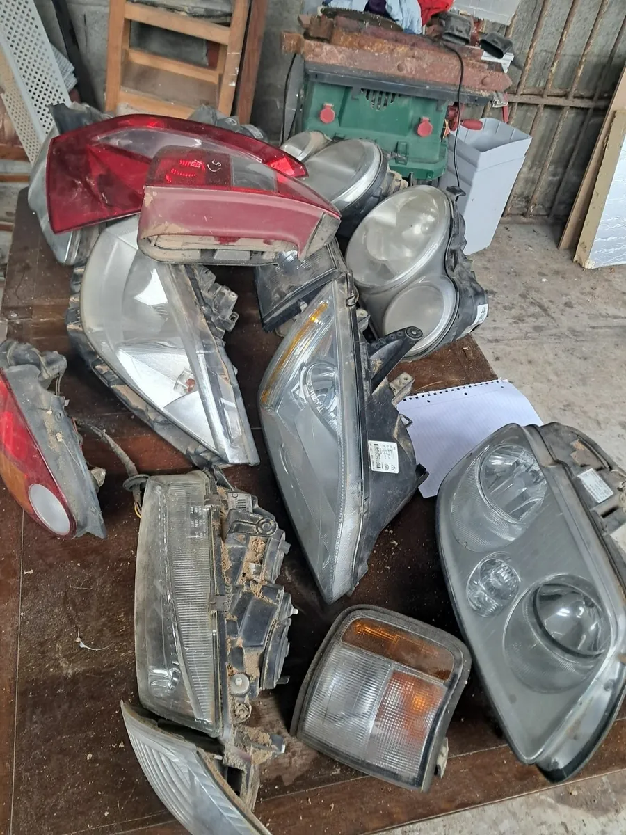 Headlights, Back lights wing mirrors - Image 2