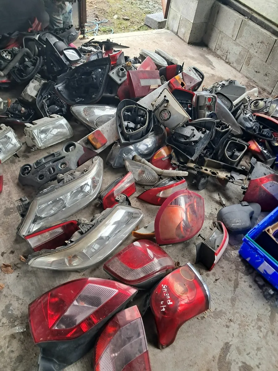 Headlights, Back lights wing mirrors - Image 3