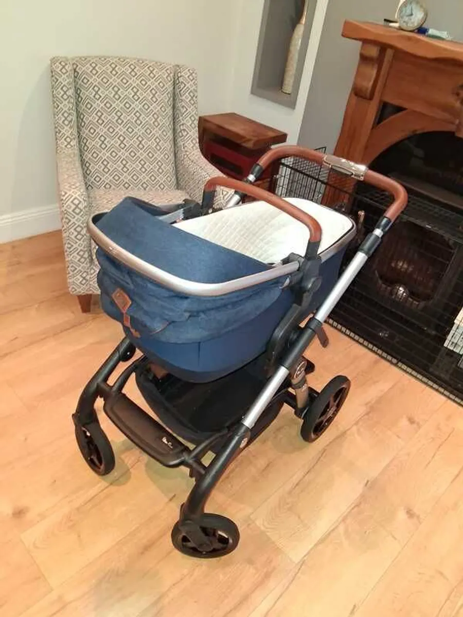Silver Cross Wave full Travel System - Image 4