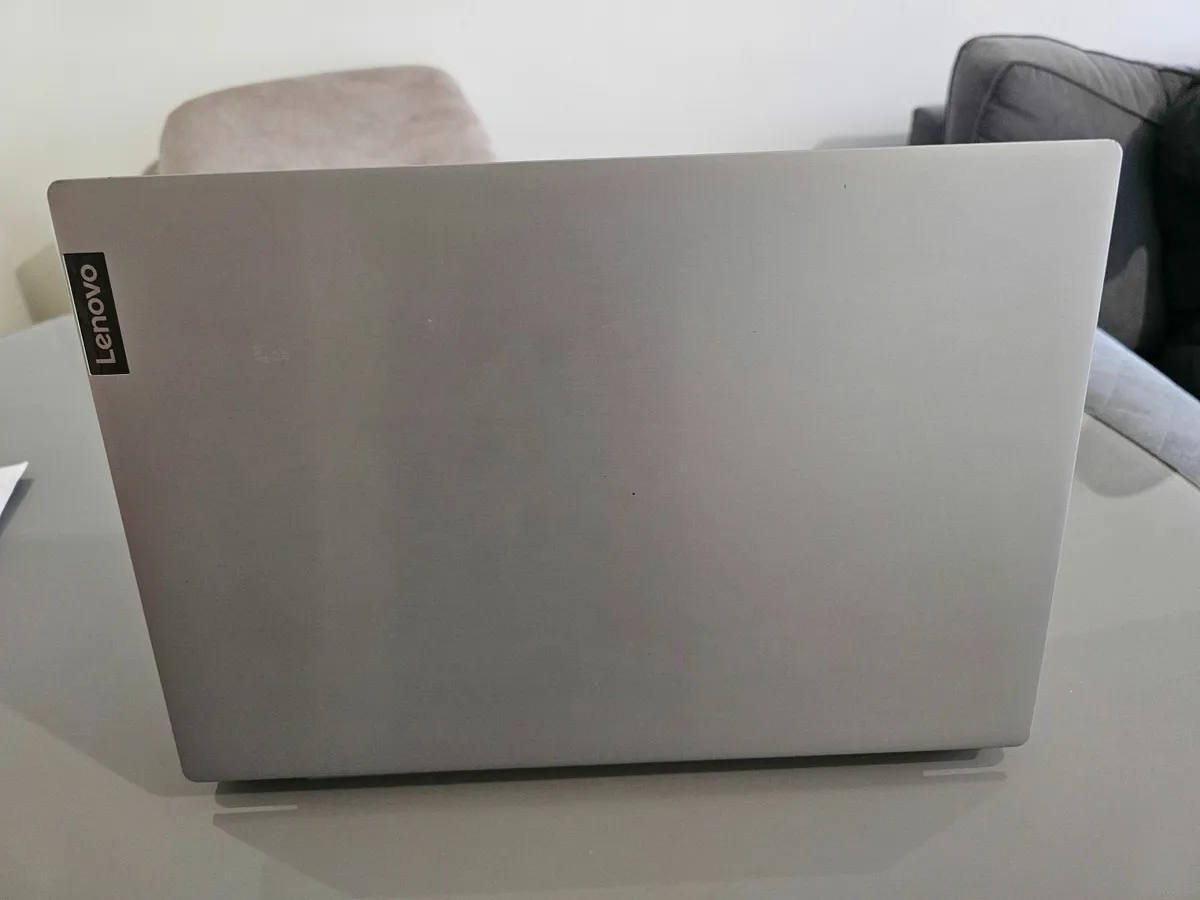 Perfect and almost New Laptop Ideapad S145-15IIL - Image 3