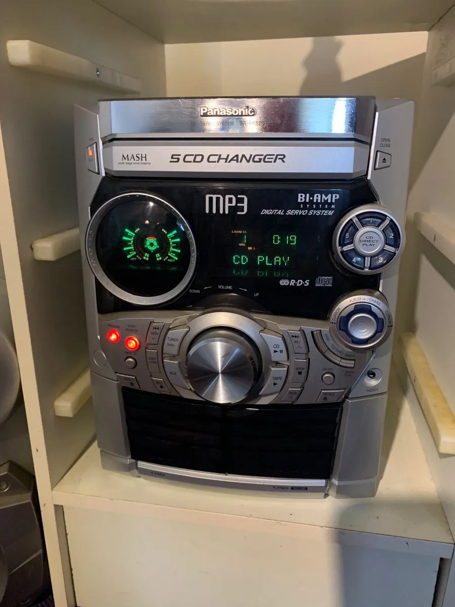 Panasonic stereo system - Image 2