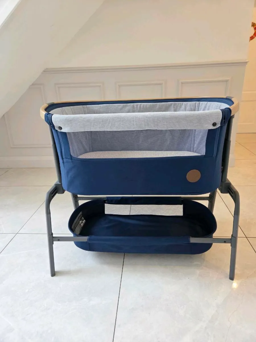 Maxi Cosi Crib - Image 1