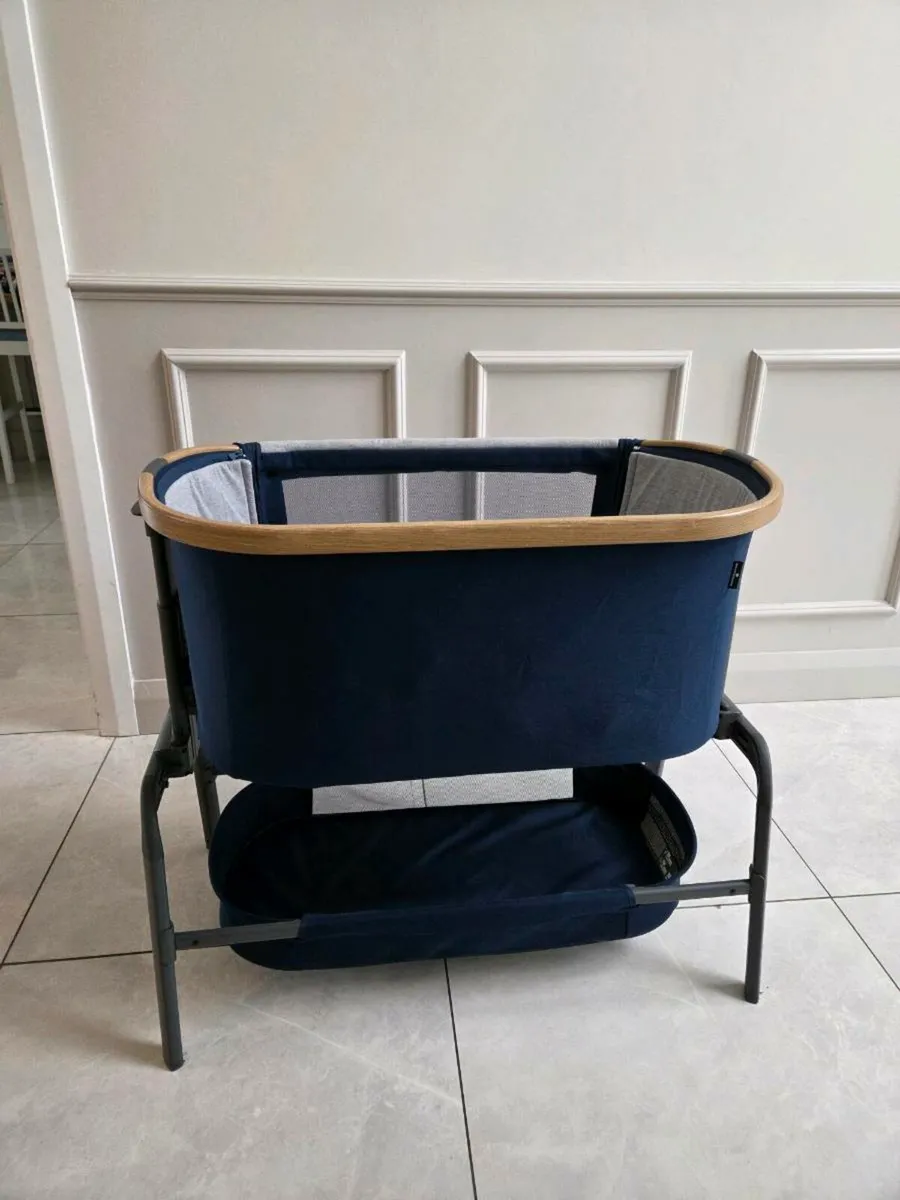 Maxi Cosi Crib - Image 2