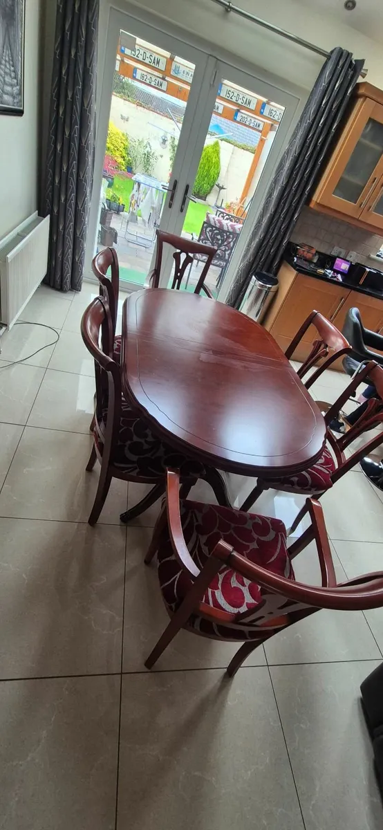 Dinning table - Image 4