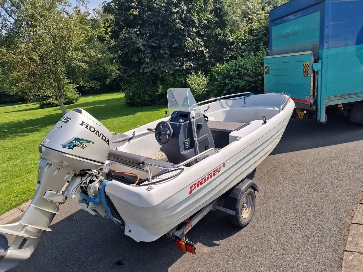 Pioner 15 Boat 25hp outboard with trailer - Image 4
