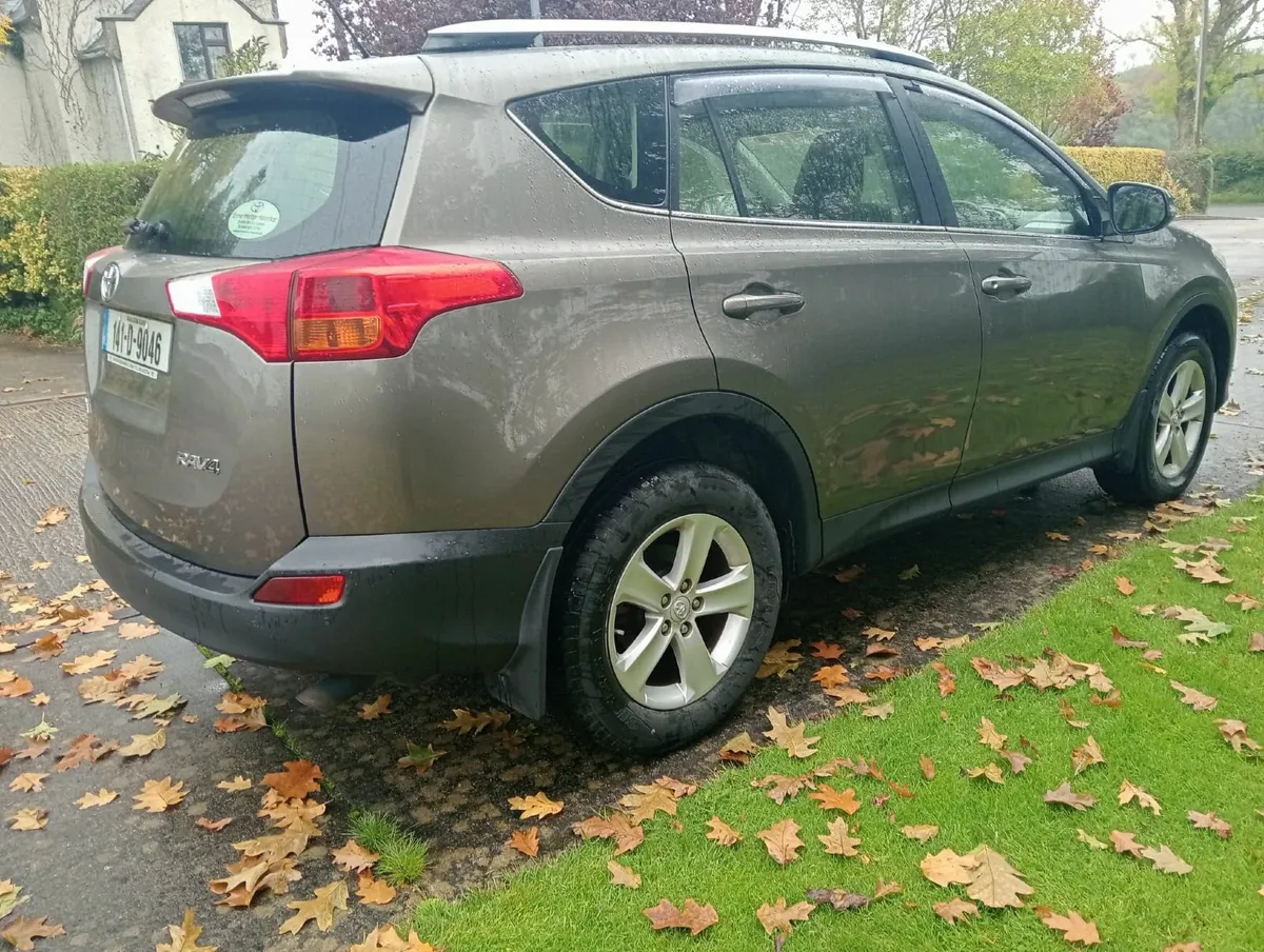 Toyota RAV4  jeep  2014 nct 02/26  low km - Image 4