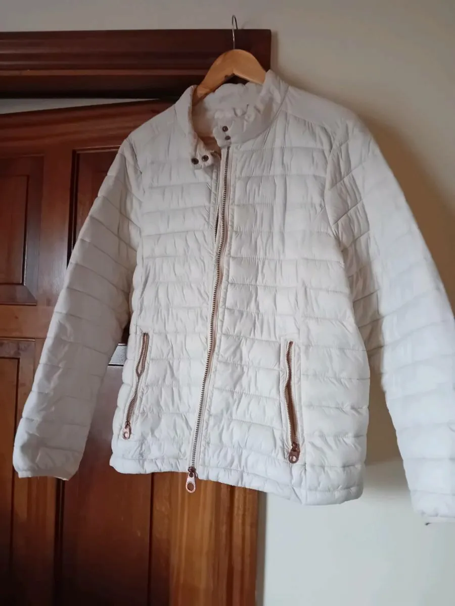 Ladies Regata Quilted Jacket Size 18 - Image 1