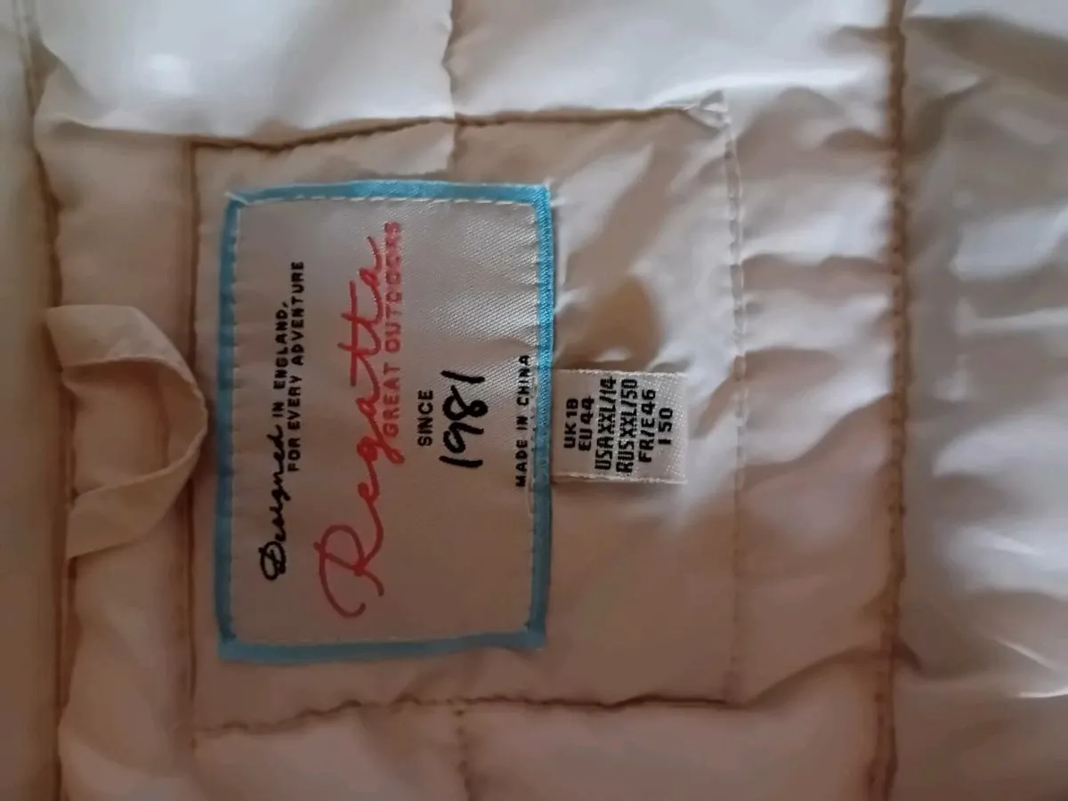 Ladies Regata Quilted Jacket Size 18 - Image 3