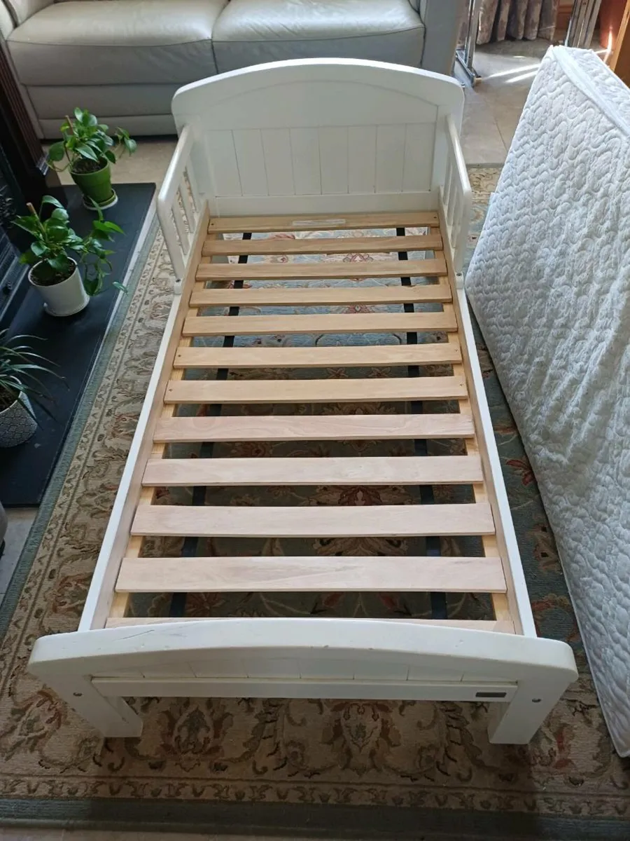 Child bed - Image 2