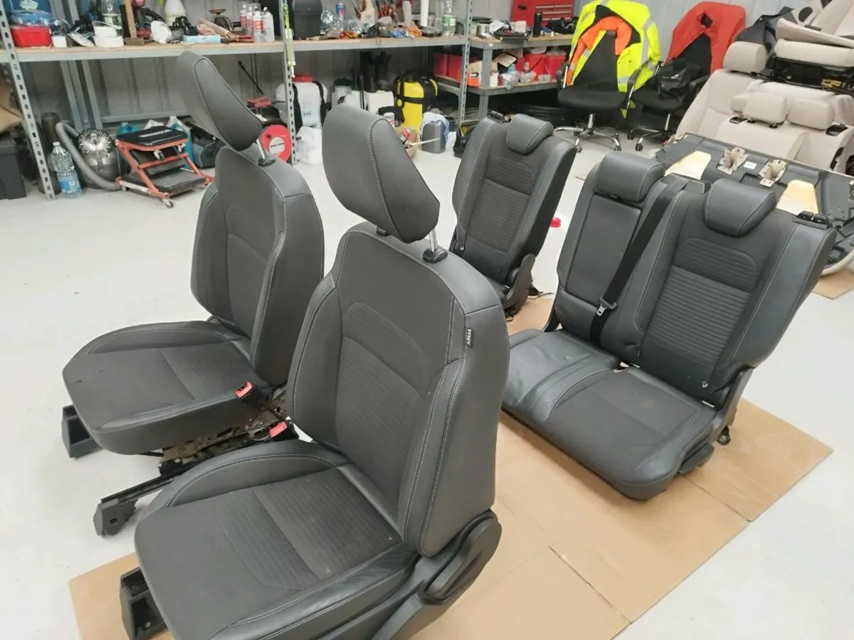 FORD KUGA 2017 HALF LEATHER SEATS - Image 2