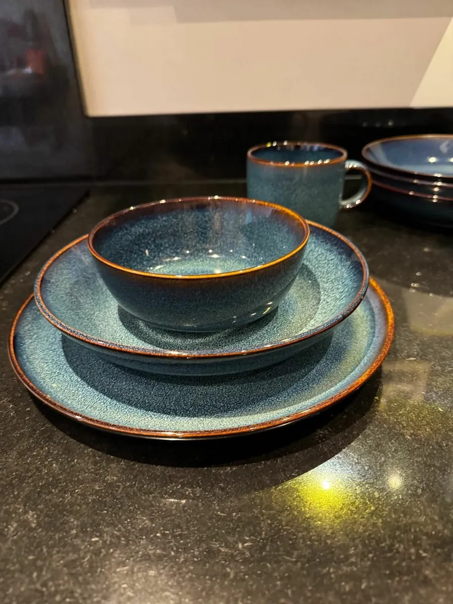 Dish Set - Image 1