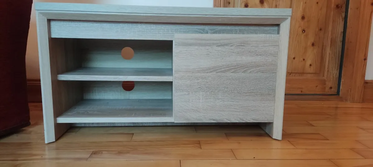 TV table - Image 2