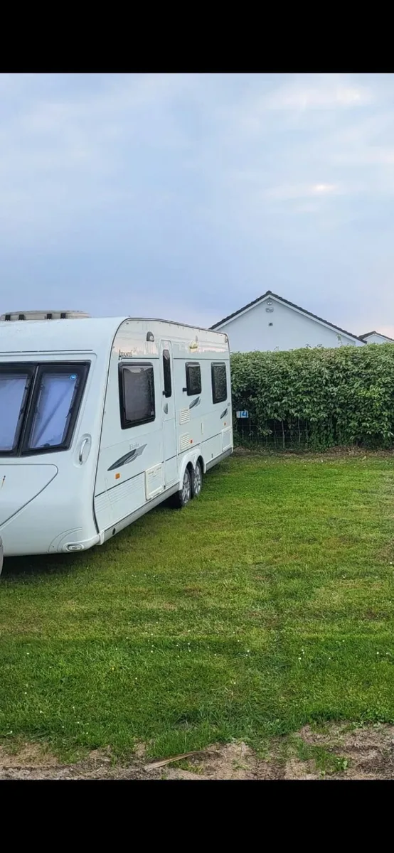 Caravan 6 Berth - Image 2