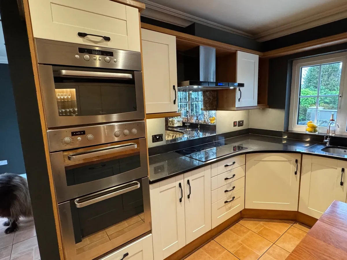 Kitchen Units - Image 2