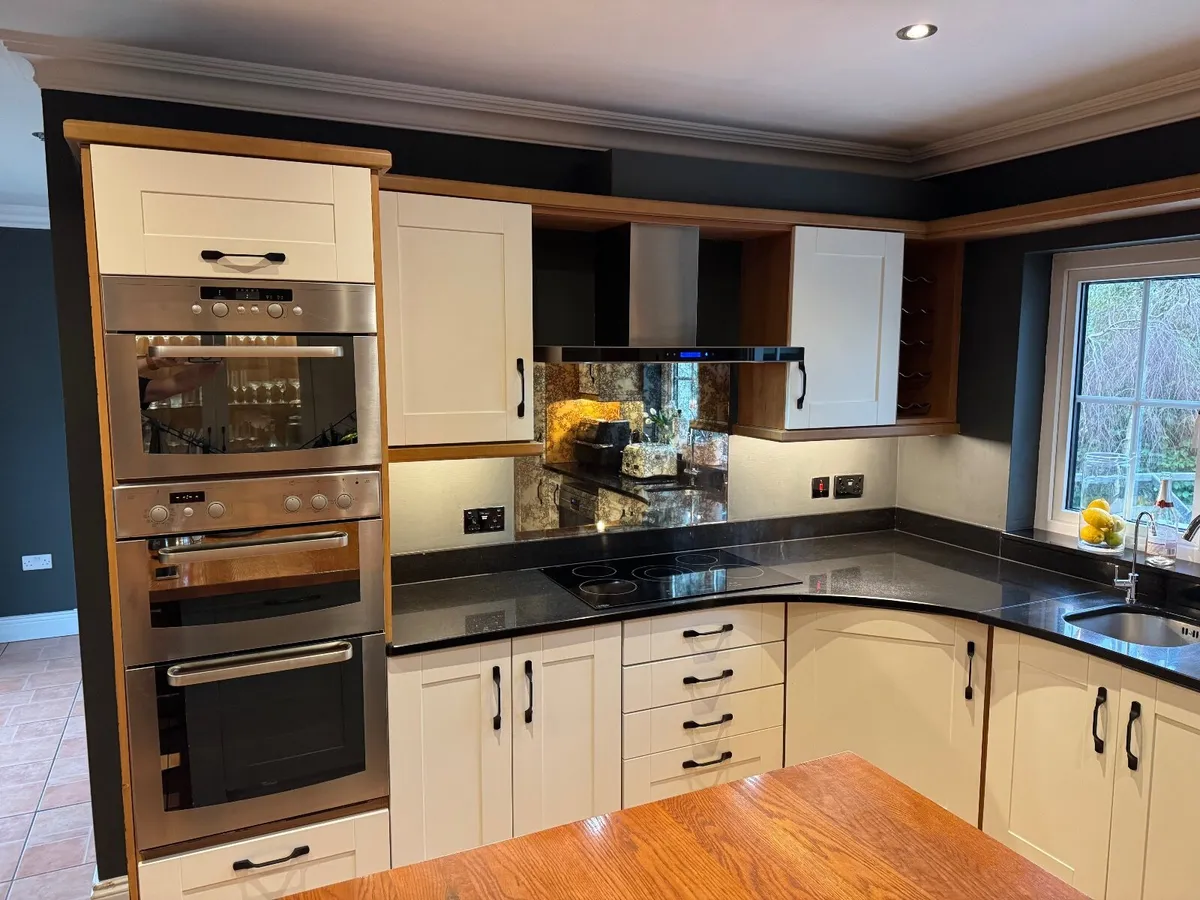 Kitchen Units - Image 3