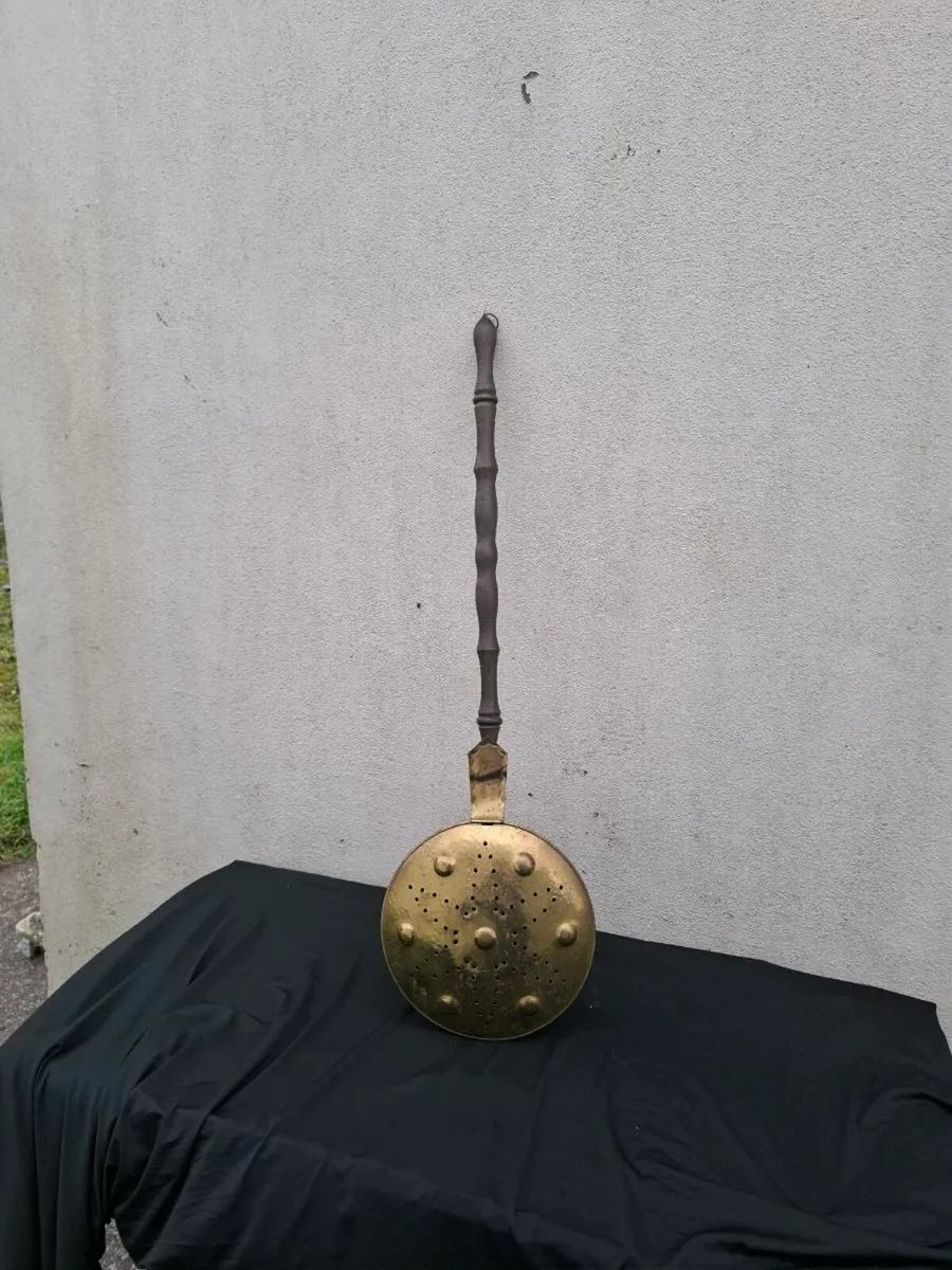Antique brass and copper bed pan warmer