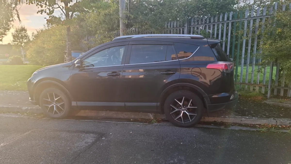 2016 Toyota RAV4 - Image 1