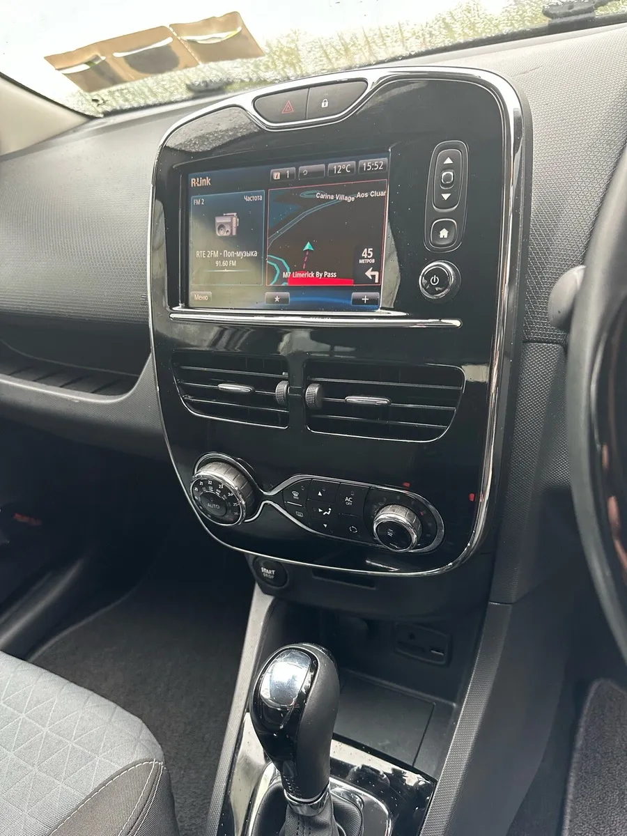 Renault Clio, R- line, automatic - Image 3