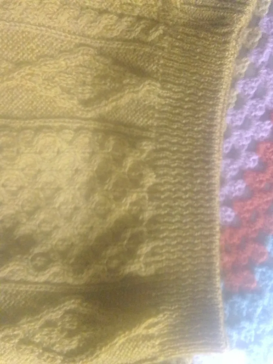 ARAN MUSTARD 100% WOOL JUMPER SIZE 100-12 NEW - Image 4