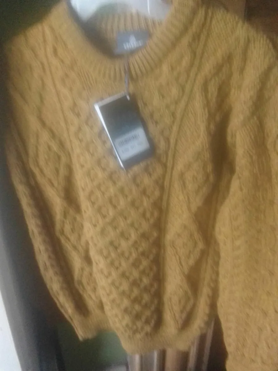 ARAN MUSTARD 100% WOOL JUMPER SIZE 100-12 NEW - Image 2