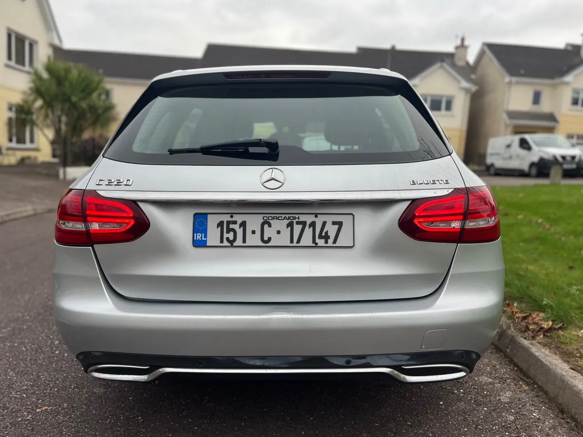 Mercedes-Benz C-Class 2015 - Image 3