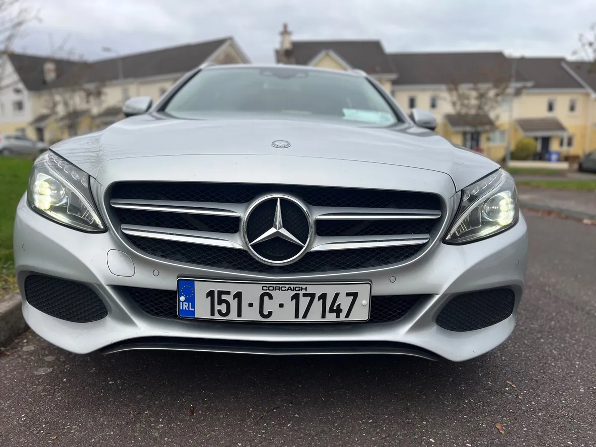 Mercedes-Benz C-Class 2015 - Image 2