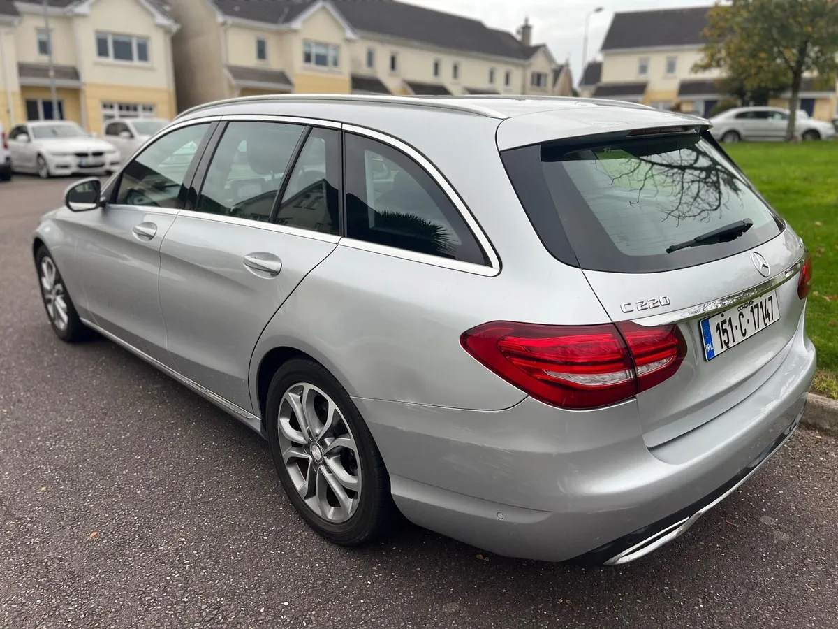 Mercedes-Benz C-Class 2015 - Image 4