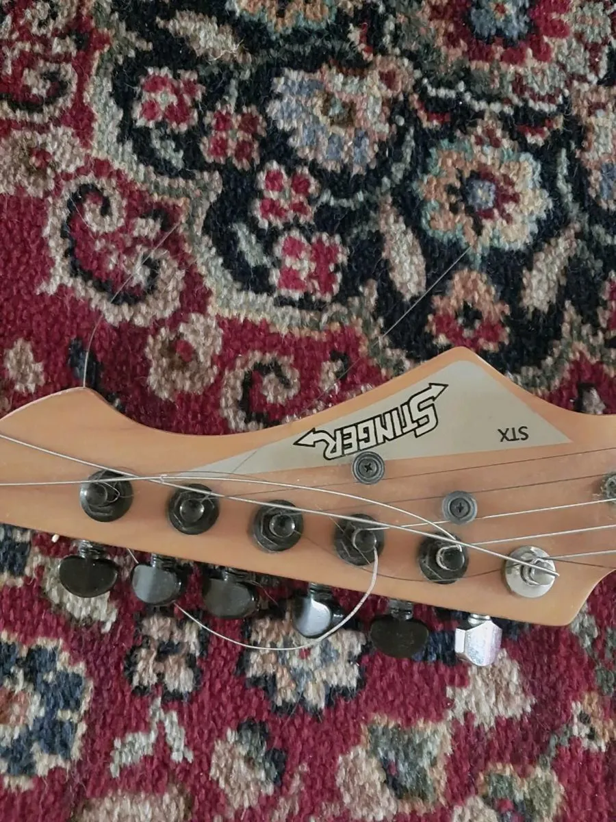 Guitar - Image 2