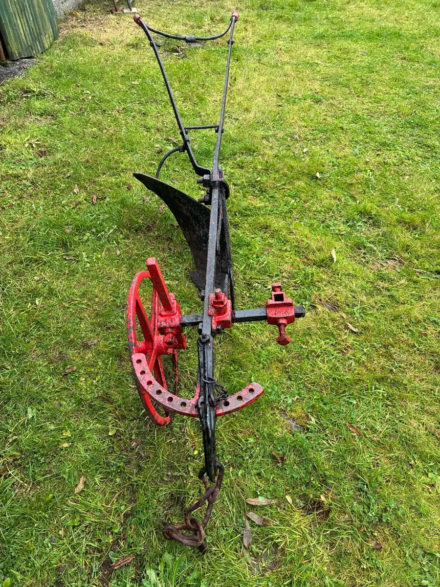 Pierce single furrow plough - Image 1