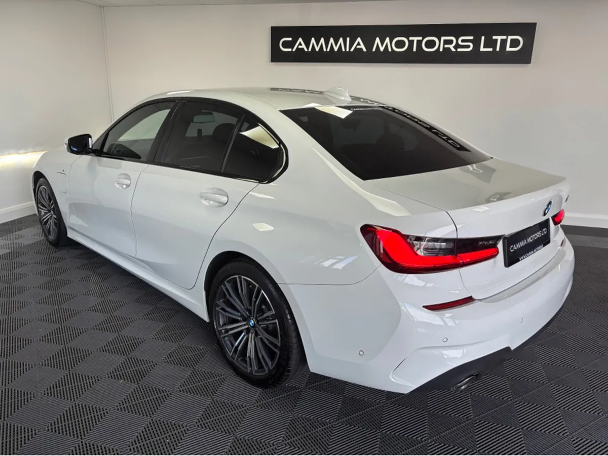 BMW 3-Series *BMW 330e* *PETROL PLUG IN HYBRID* *L - Image 3
