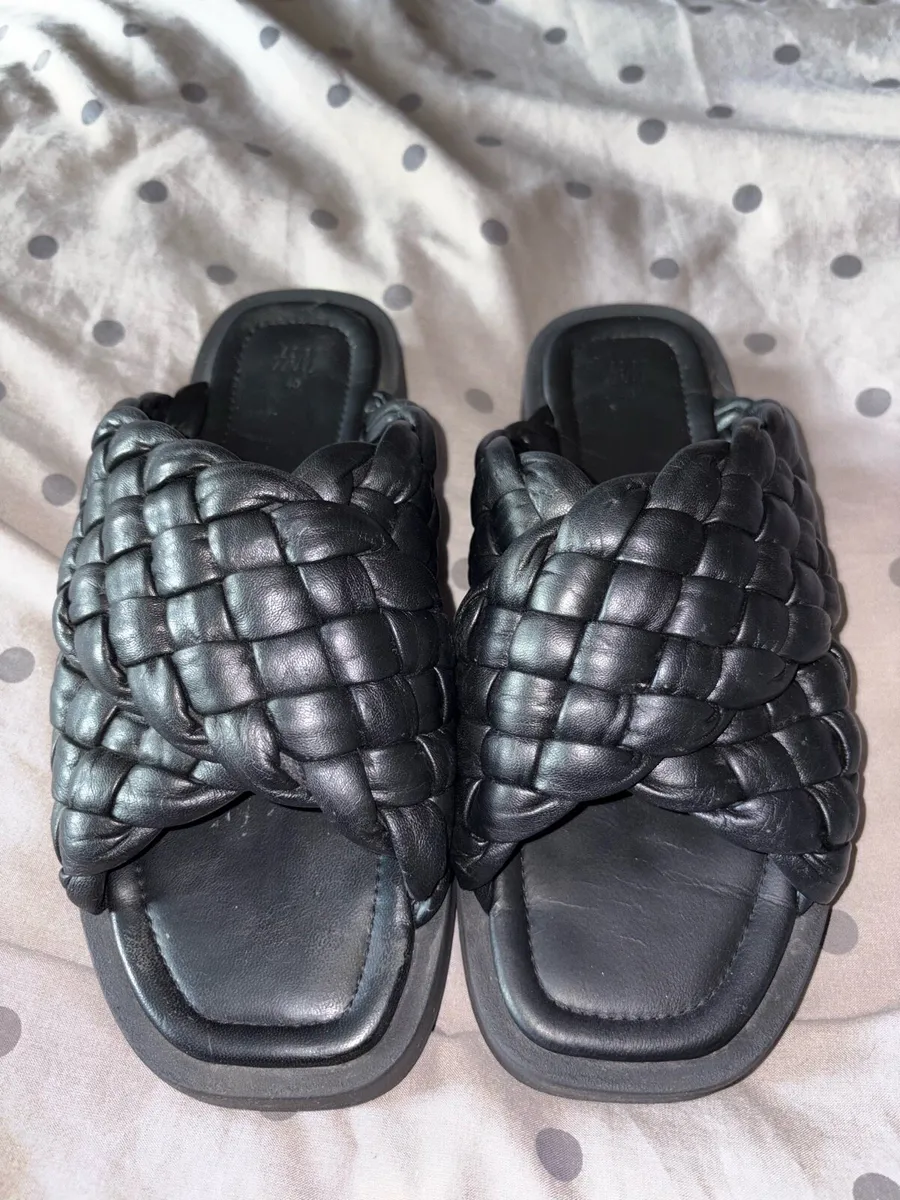 H&M Chunky Sliders - Image 1