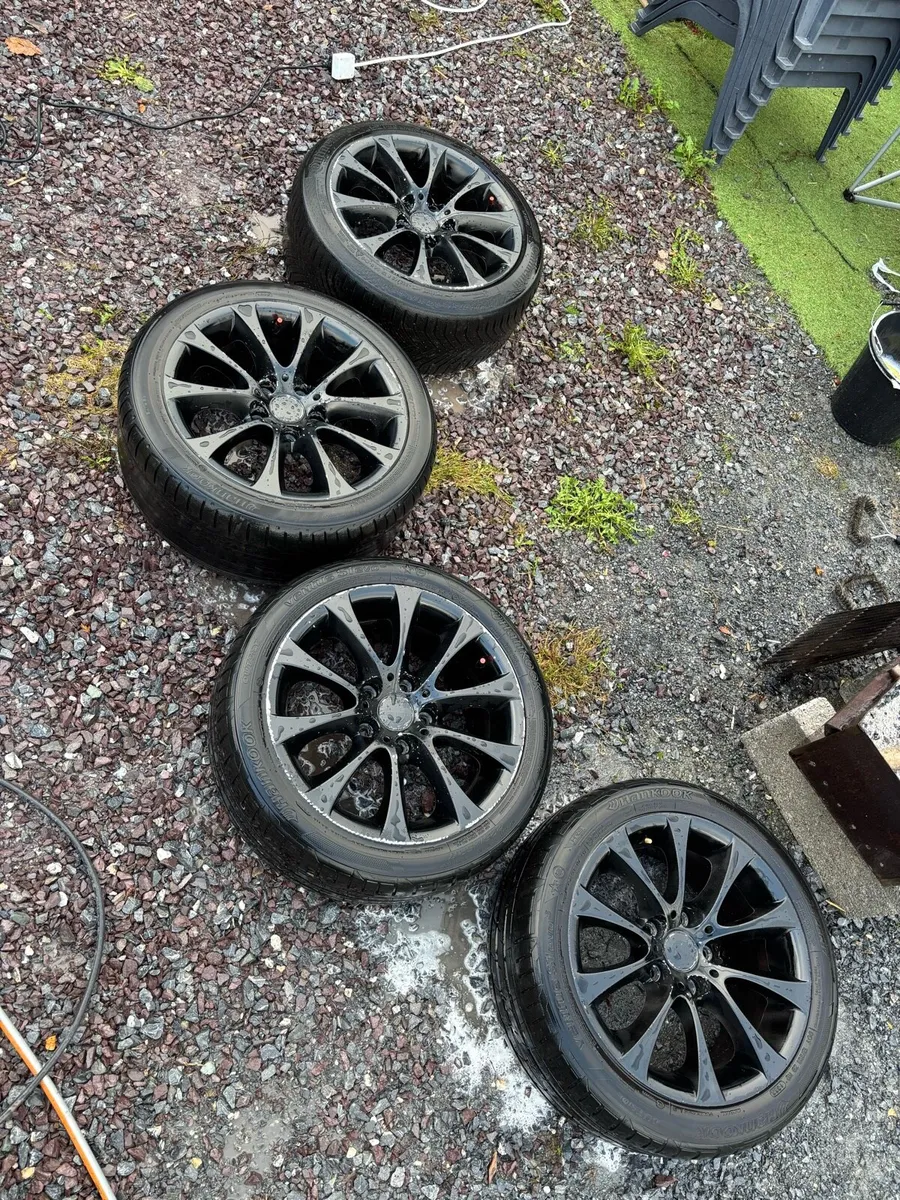 Black style 188 BMW alloys - Image 2
