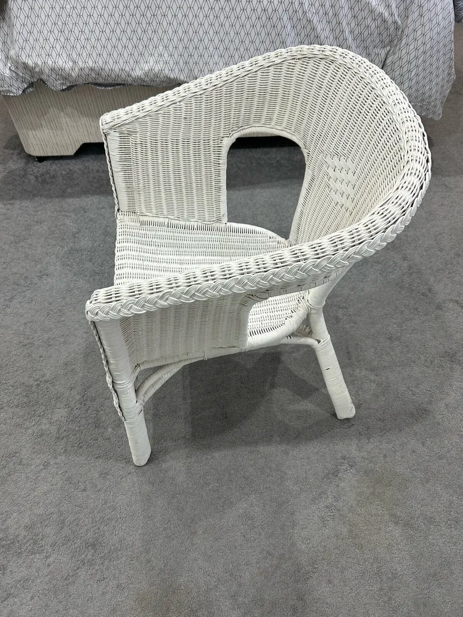 Wicker chair - Image 3