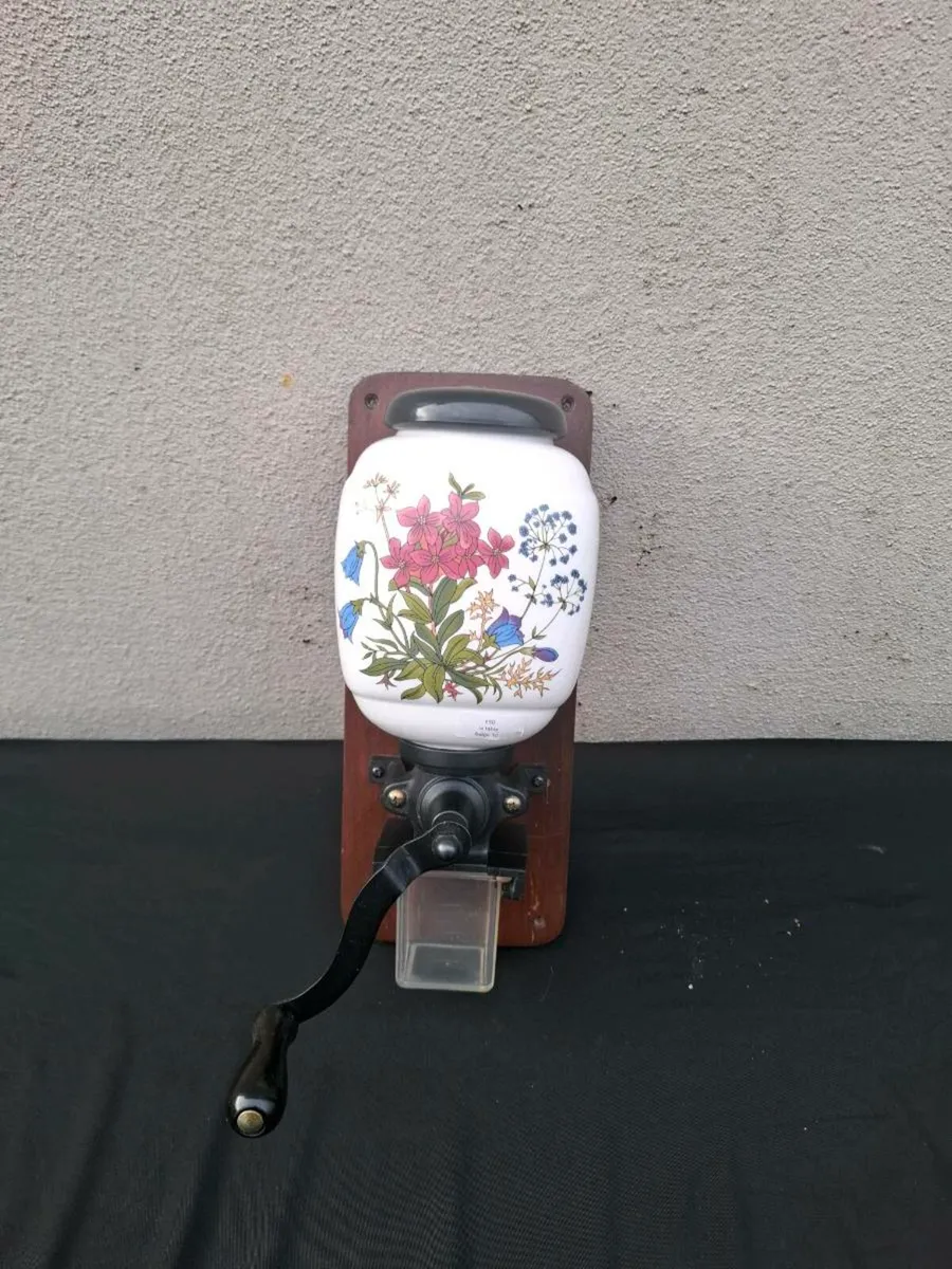 Old ceramic coffee grinder postage possible
