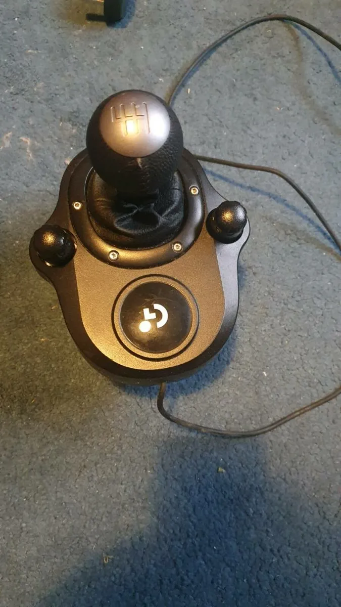 Logitech G920 with Shifter - Image 4
