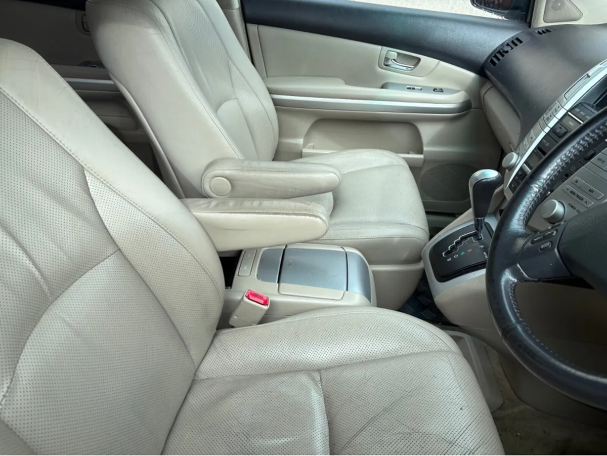 Lexus RX400H Hybrid - Image 4