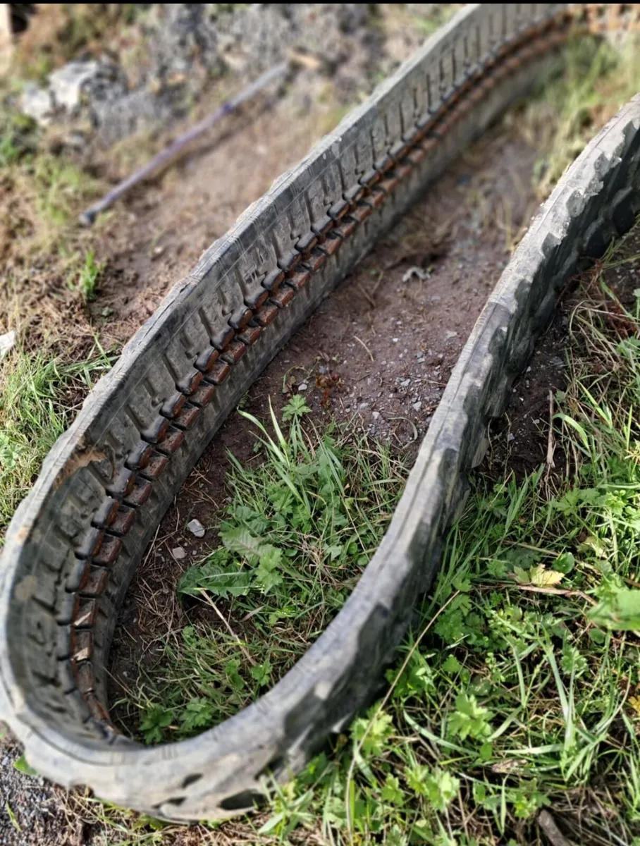 Rubber track - Image 1
