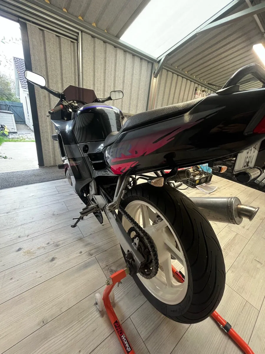 1994 CBR F2 - Image 4