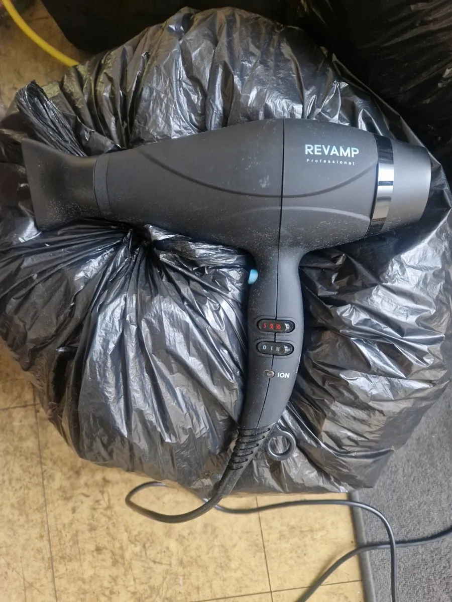 Hairdryer