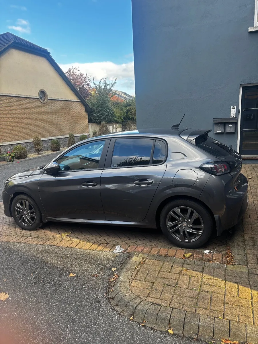 Peugeot 208 2021 16800KM - Image 3